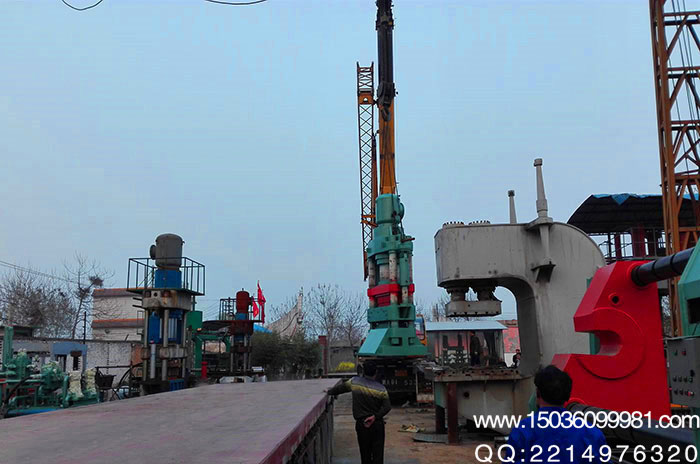 全自動(dòng)液壓磚機(jī)